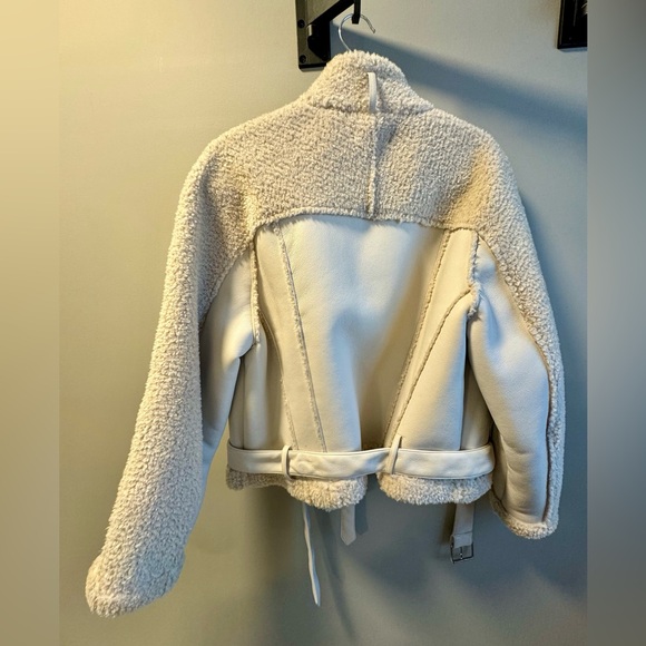 Missguided Jacket - Picture 2 of 3